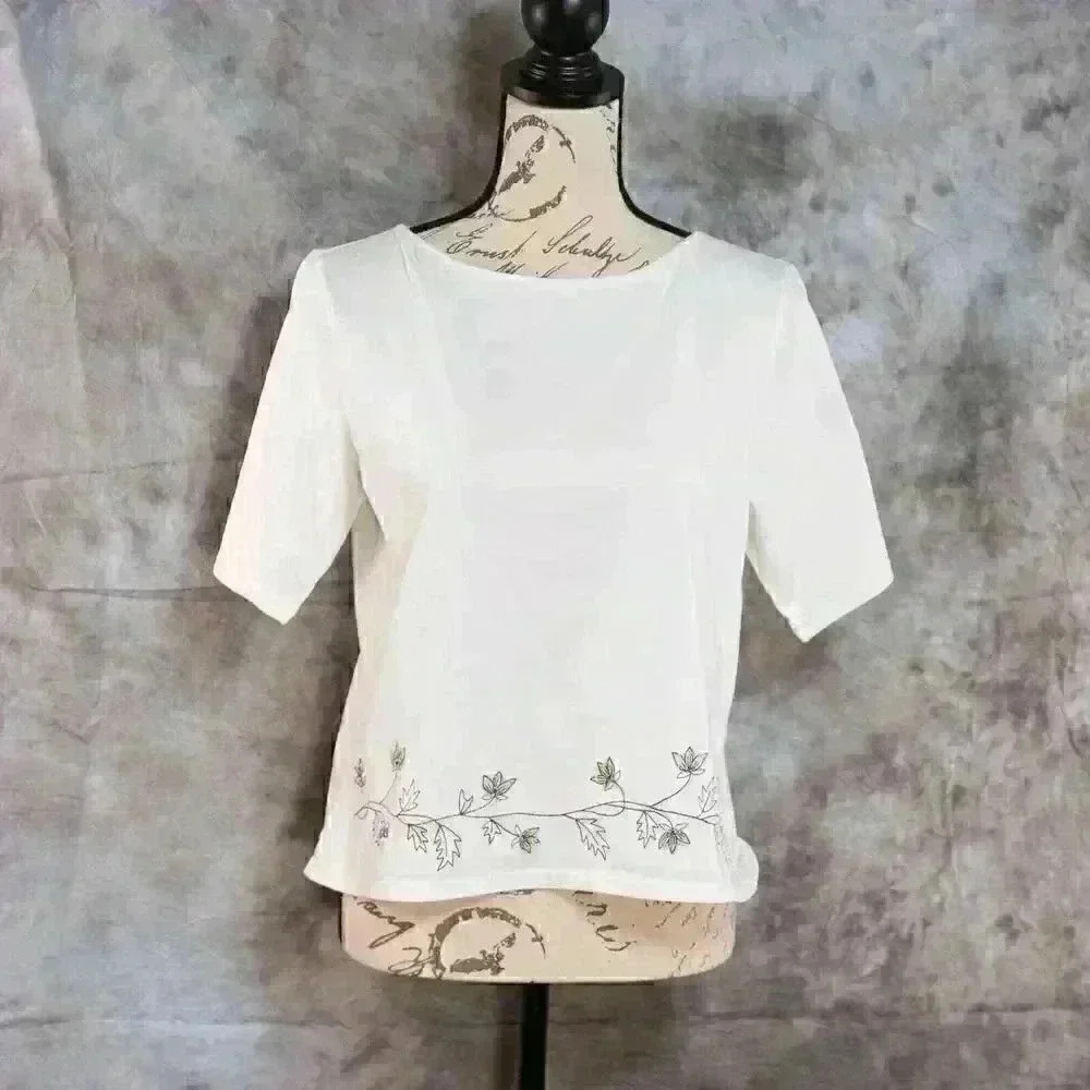 Women's Liz Claiborne LizSport Petite Size PM short sleeve white jersey w/floral